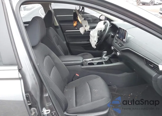 1N4BL4DV3MN412604: 42021919