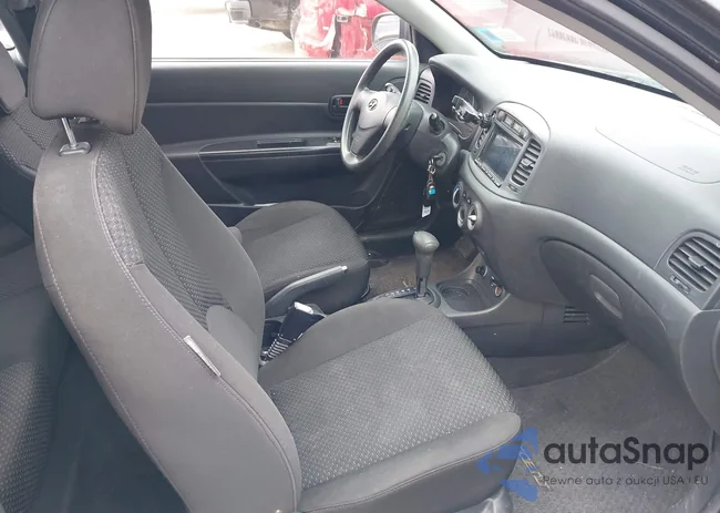 KMHCM3AC3AU176719: 42022065