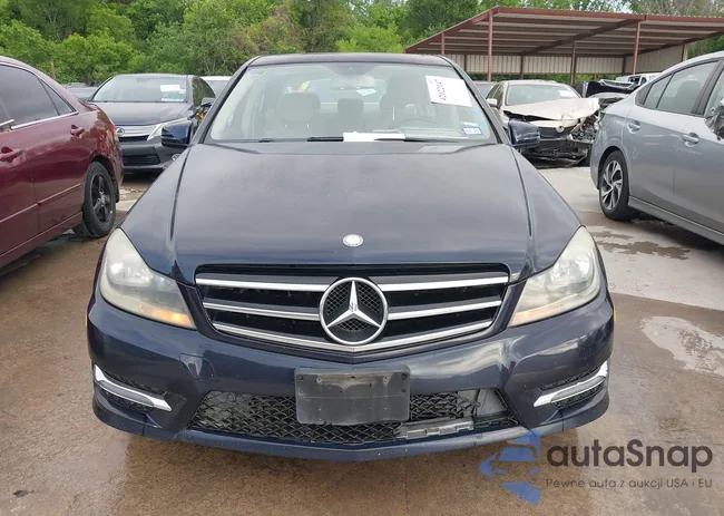 WDDGF4HB9EA963433: 42022147