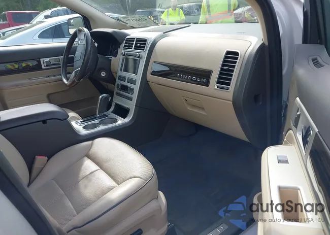 2LMDJ6JC8ABJ18162: 42022379