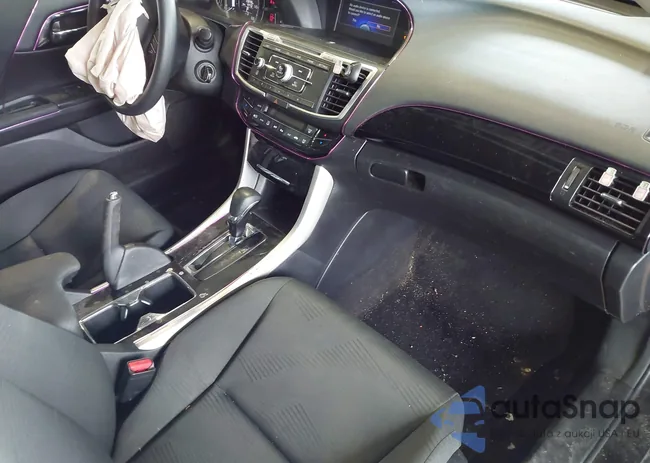 1HGCR2F37HA227192: 42021680