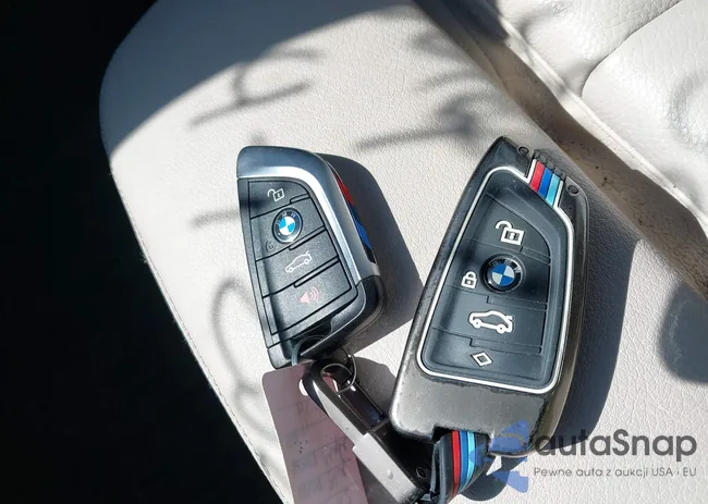 WBXYJ5C30JEF70593: 42021719