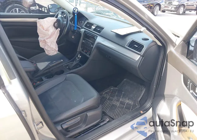 1VWAT7A33EC068969: 42022982