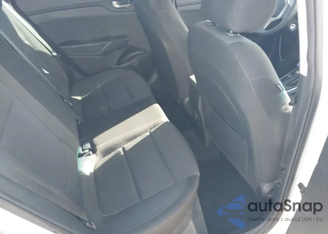 3KPC24A38JE016155: 42023023