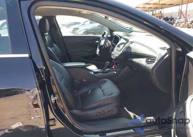 1G1ZE5ST2HF216852: 42022743