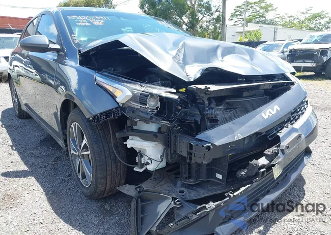 3KPF24AD4PE683545: 42023911