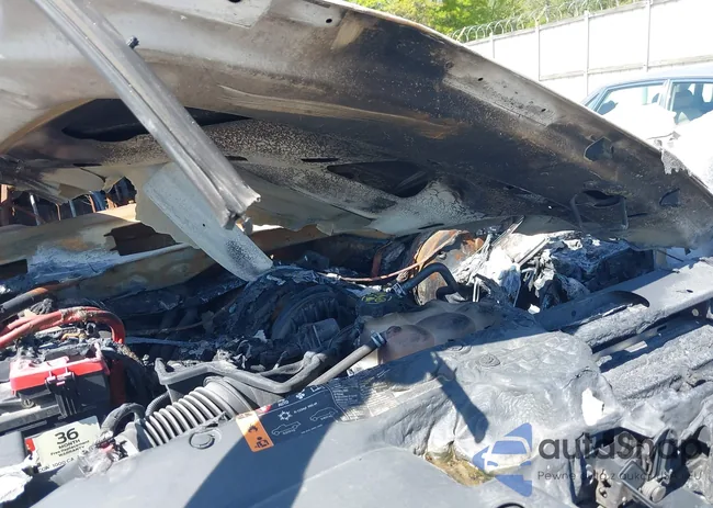 3GCUCRER8JG240611: 42024323