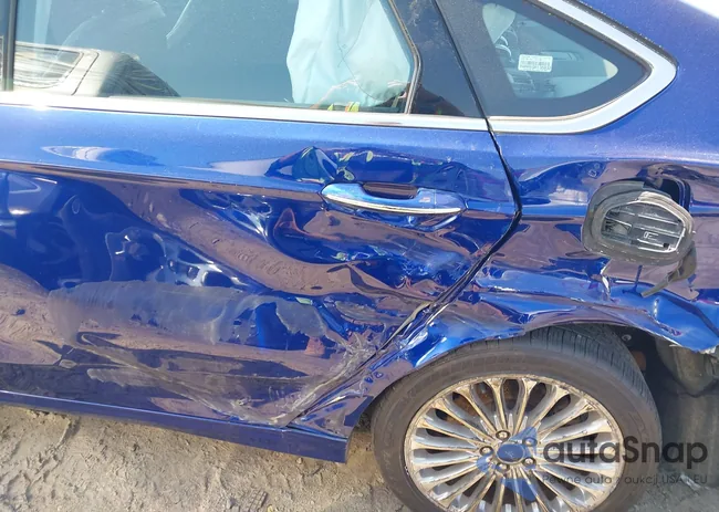 3FA6P0K93GR135832: 42023680