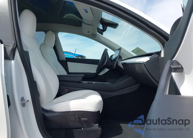 5YJYGDEF7MF277769: 42025157