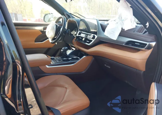 5TDFZRBH3MS133216: 42026979