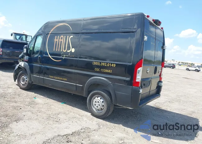 3C6TRVBG2LE125496: 42027074