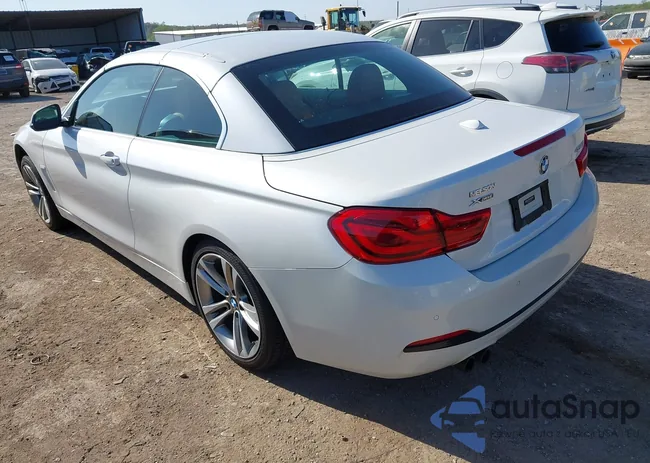 WBA4Z3C56JEC57684: 42027170