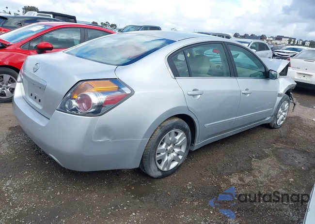 1N4AL2AP1AN545752: 42027201