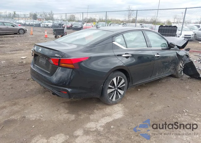 1N4BL4DV8KC165542: 42026473