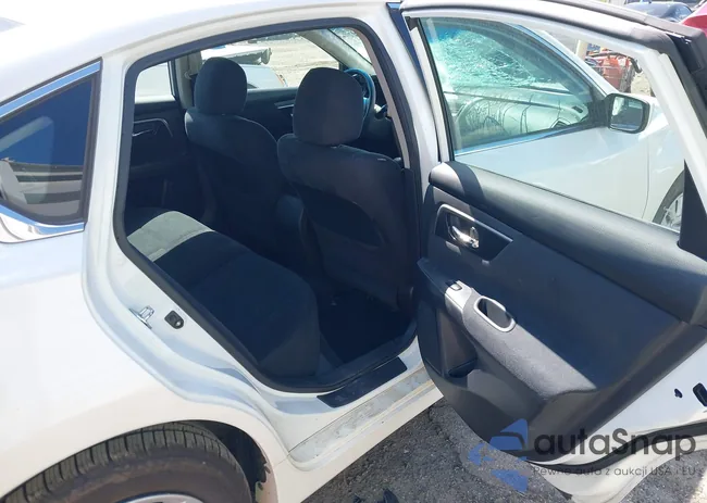 1N4AL3AP8EC272722: 42026482