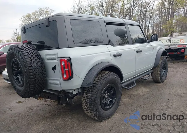 1FMEE2BP4RLA65714: 42028101