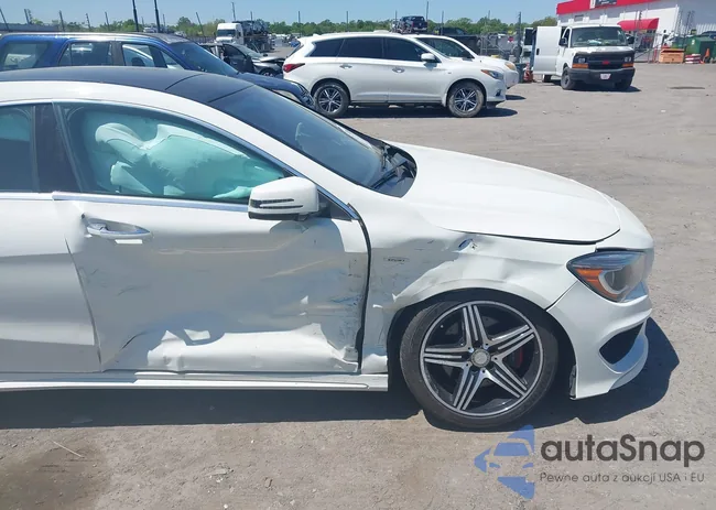 WDDSJ4EB1FN175124: 42028148