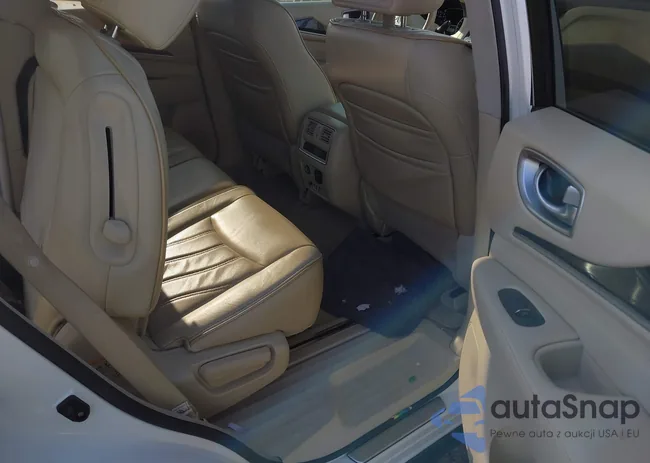 5N1AL0MM7EC511196: 42028198