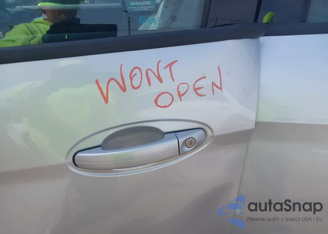 1FADP5AU2HL111659: 42029378