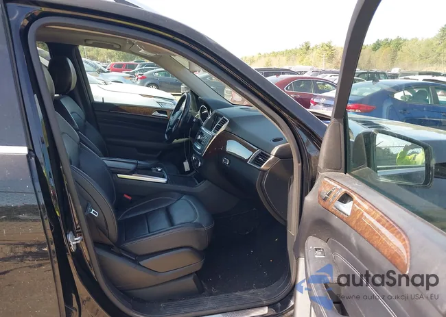 4JGDA5HB9CA059074: 42028443