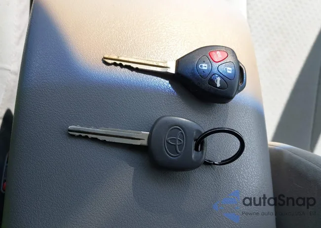 4T1BE46K57U076757: 42029484