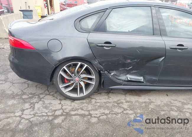 SAJBM4FV6JCY54242: 42031078