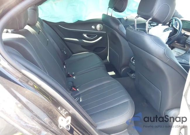 W1KZF8DB5MB001483: 42030736