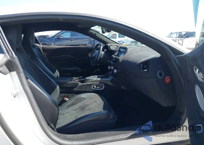 SCFSMGAW4KGN01848: 42032076