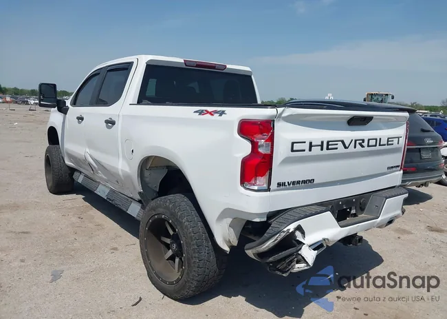 3GCUYBEF2MG350881: 42032304