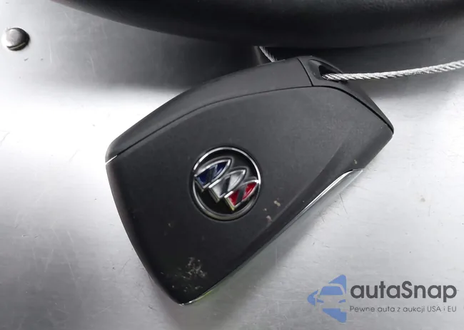 LRBFZMR4XPD169702: 42032431