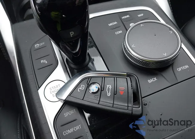 WBA13AR06NCL03176: 42031647