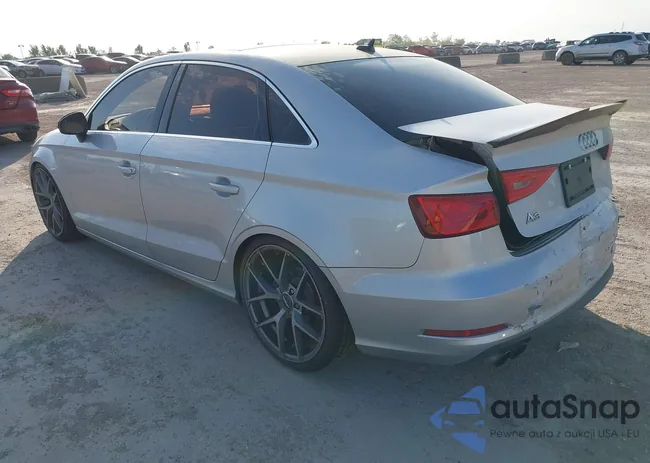 WAUACGFF5F1015240: 42032916