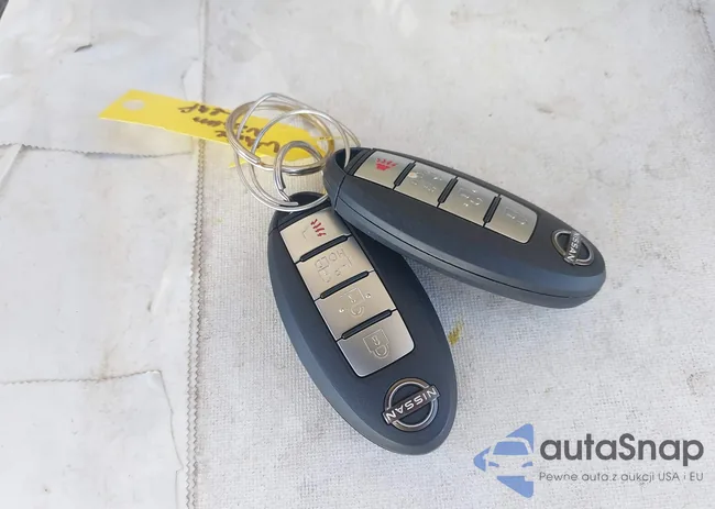 1N4CZ1CV4PC557184: 42034042