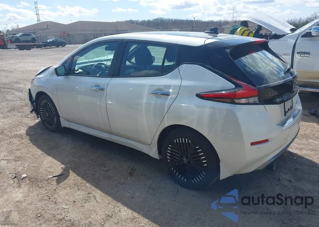 1N4CZ1CV4PC557184: 42034042