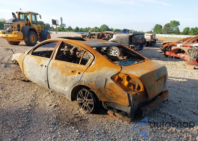 1N4AL2AP3BN432726: 42033469