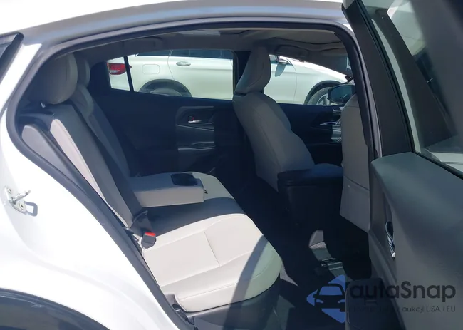 JTDACAAU5R3016161: 42033538