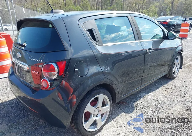 1G1JE6SB7F4201542: 42033562