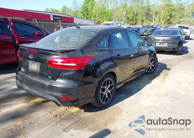 1FADP3F23GL374480: 42033633