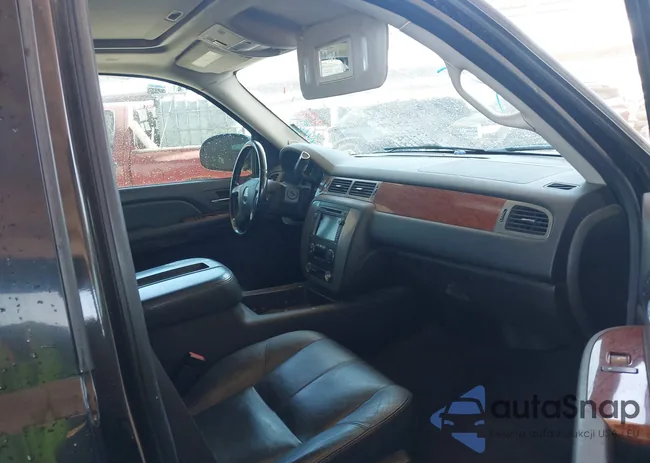 1GKFC13518R238577: 42034497