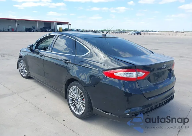 3FA6P0HD3ER184425: 42034779