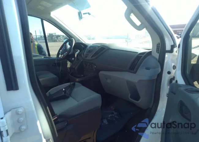 1FTNR1ZM4FKA76650: 42037082