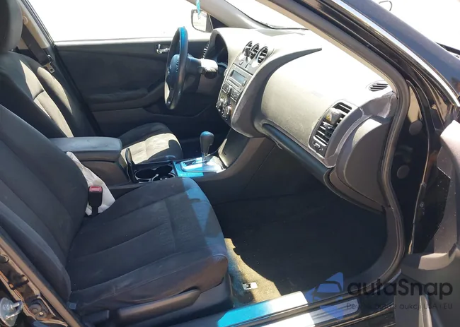 1N4AL2AP0BC173320: 42037234