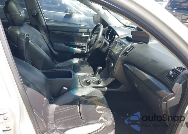 5XYKW4A28CG302830: 42036460