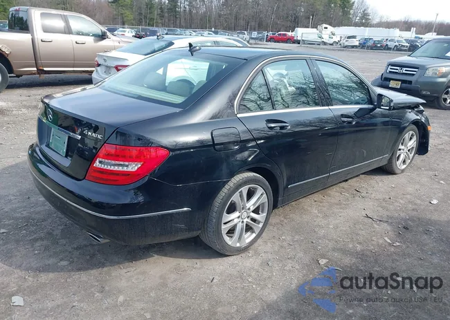 WDDGF8BB1CR204015: 42037958