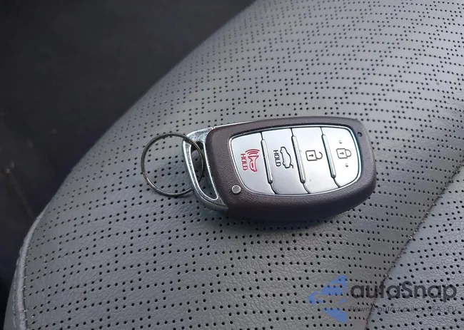 KMHD84LF5HU291337: 42038011