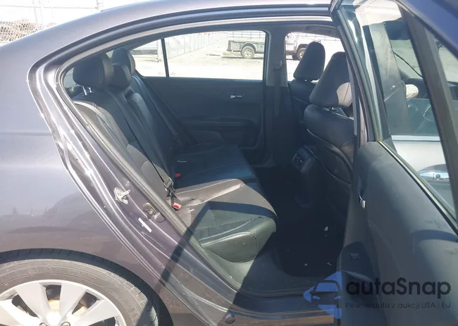 1HGCR2F82EA138668: 42038078