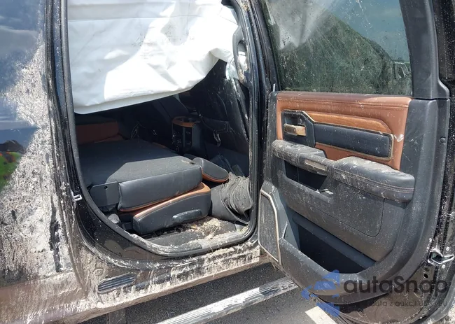 3C6UR5PL9RG187016: 42038111