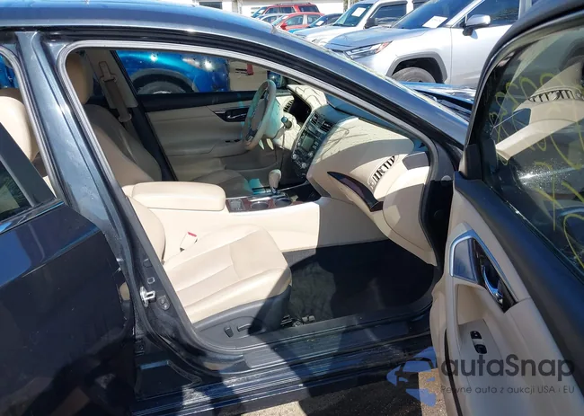 1N4AL3AP4FC114136: 42038338