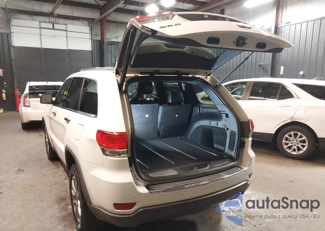 1C4RJFBG1FC862779: 42039089