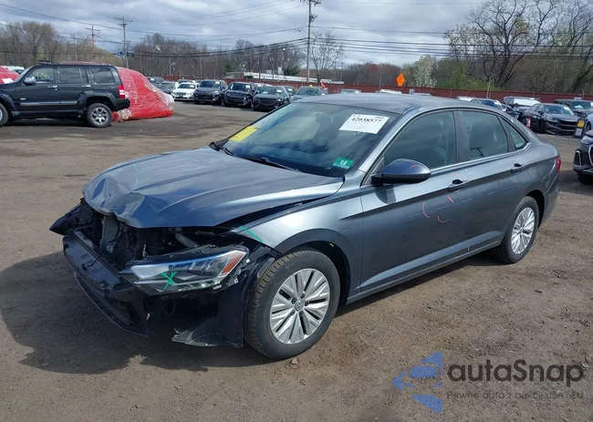 3VWC57BU4KM018358: 42038577